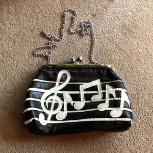 VINTAGE STYLE SMALL BLACK AND WHITE MUSIC NOTES PURSE WITH SILVER CHAIN STRAP!!!